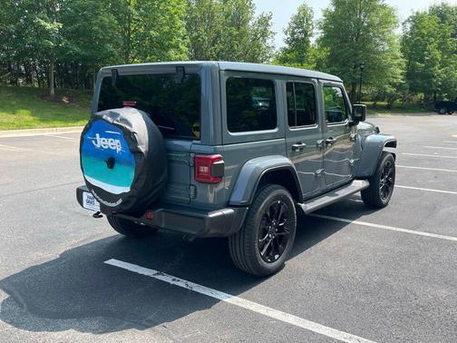 2025 Jeep Wrangler 4xe Sahara