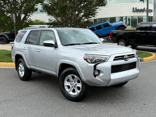 2024 Toyota 4Runner SR5