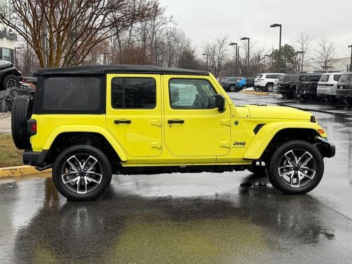 2024 Jeep Wrangler 4xe Sport