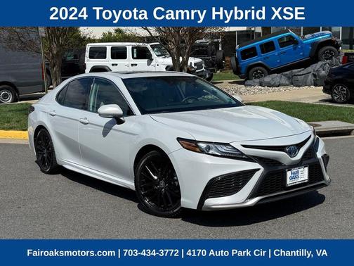 2024 Toyota Camry Hybrid XSE