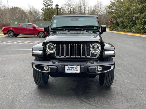 2025 Jeep Wrangler Sahara