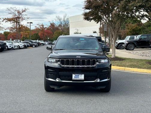 2025 Jeep Grand Cherokee L Laredo