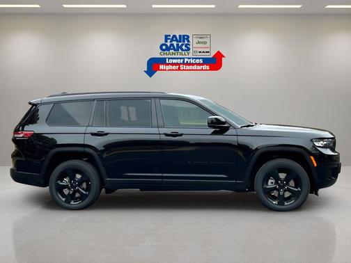 2025 Jeep Grand Cherokee L Laredo