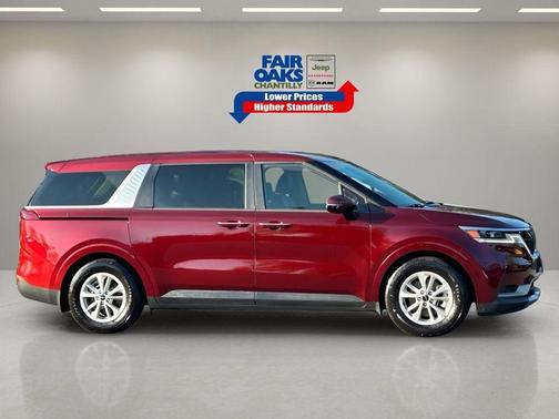 2022 Kia Carnival LXS