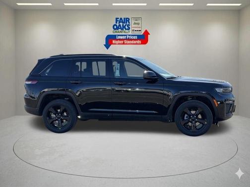 Diamond Black 2026 Jeep Grand Cherokee Limited