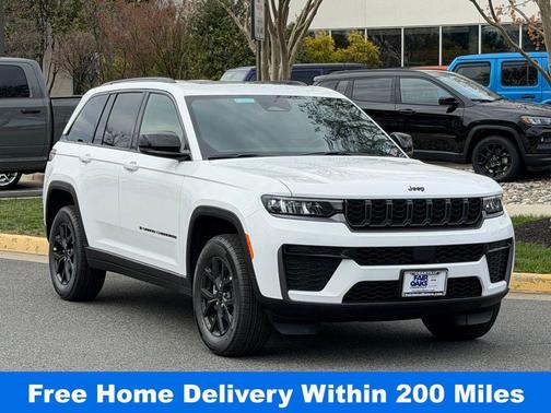 2026 Jeep Grand Cherokee Laredo