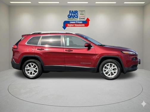 Deep Cherry Red Crystal Pearlcoat 2016 Jeep Cherokee Latitude