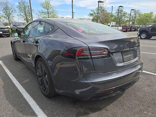 2022 Tesla Model S Base