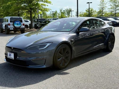2022 Tesla Model S Base