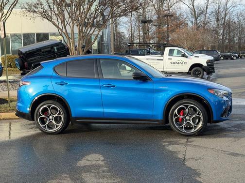 2024 Alfa Romeo Stelvio Veloce
