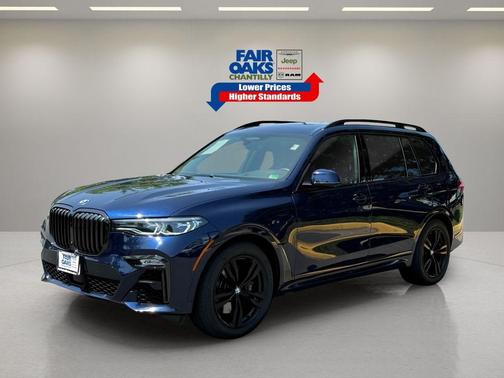 2021 BMW X7 M50i