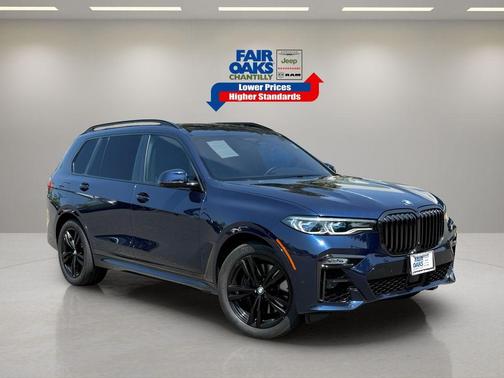 2021 BMW X7 M50i