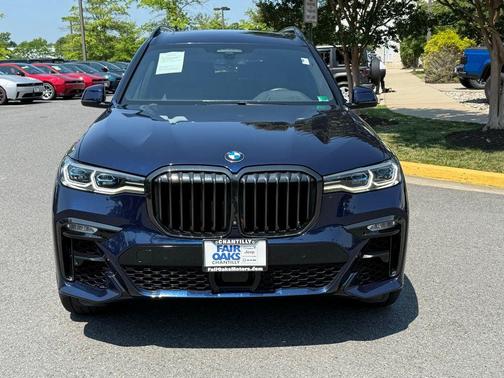 2021 BMW X7 M50i