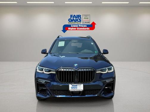 2021 BMW X7 M50i