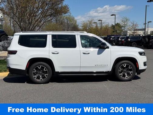 Bright White Clearcoat 2024 Jeep Wagoneer Series III