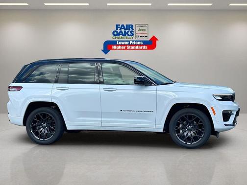2025 Jeep Grand Cherokee Summit