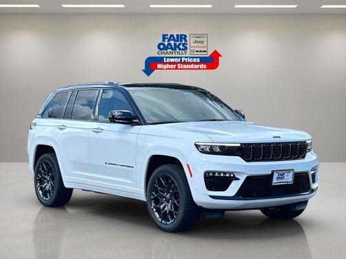 2025 Jeep Grand Cherokee Summit