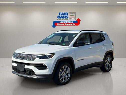 2022 Jeep Compass Latitude Lux
