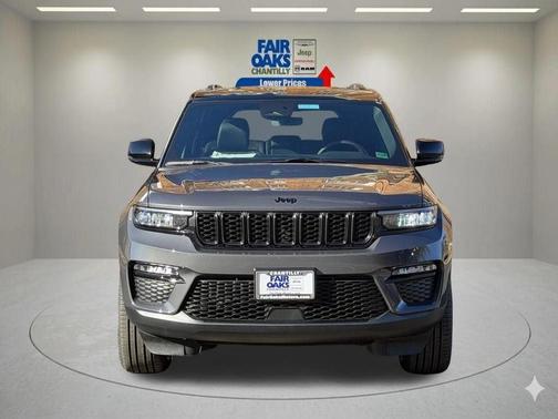 Metallic 2025 Jeep Grand Cherokee Limited