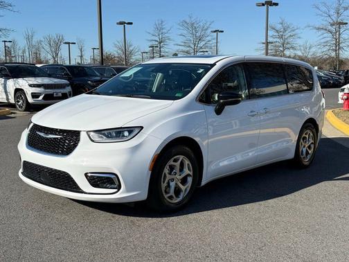 2024 Chrysler Pacifica Limited