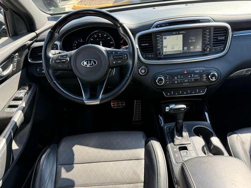 2018 Kia Sorento SX