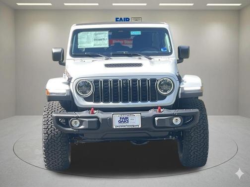 Bright White Clearcoat 2026 Jeep Wrangler Rubicon
