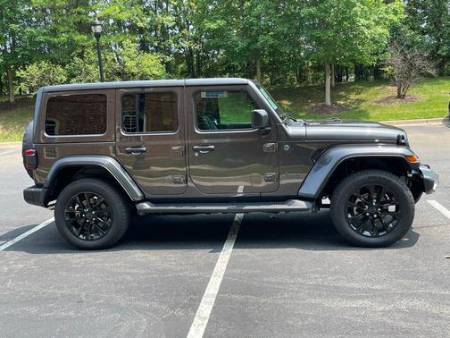 2025 Jeep Wrangler 4xe Sahara