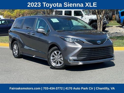 2023 Toyota Sienna XLE