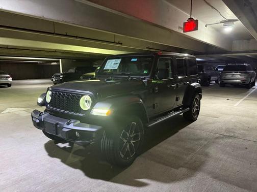 2025 Jeep Wrangler 4xe Sport