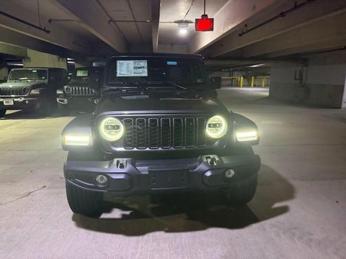 2025 Jeep Wrangler 4xe Sport
