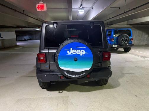 2025 Jeep Wrangler 4xe Sport