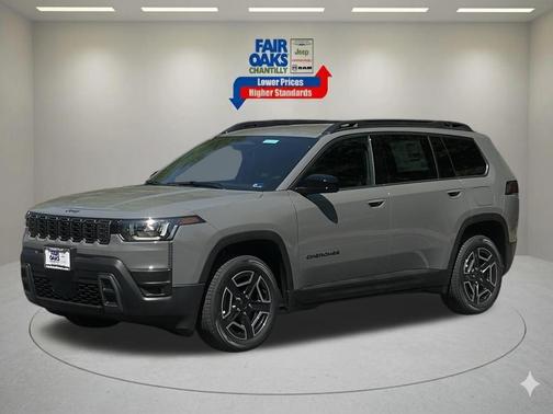 Sting Gray Clearcoat 2026 Jeep Cherokee LAREDO/LIMITED