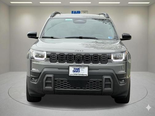 Sting Gray Clearcoat 2026 Jeep Cherokee Overland