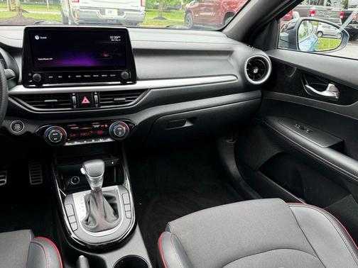 2022 Kia Forte GT