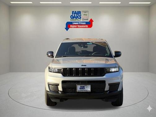 Silver Zynith 2025 Jeep Grand Cherokee L Laredo