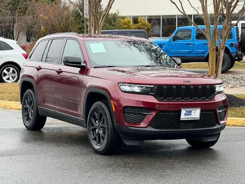 2024 Jeep Grand Cherokee Laredo