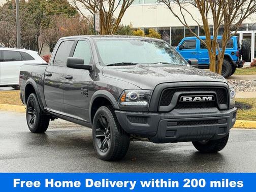 Granite Crystal Clearcoat Metallic 2024 RAM 1500 Classic SLT