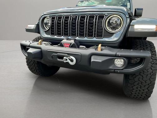 2025 Jeep Wrangler Rubicon 392