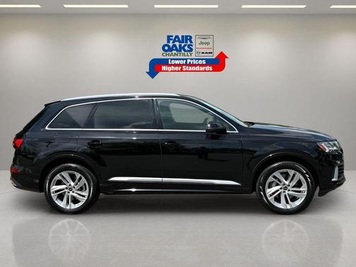 2024 Audi Q7 55 Premium Plus