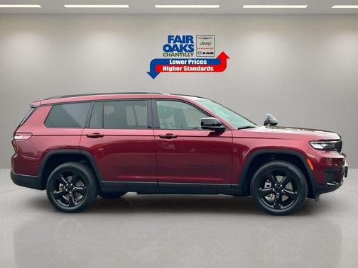 2022 Jeep Grand Cherokee L Laredo