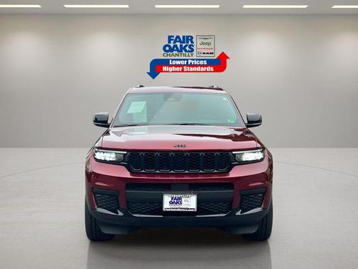 2022 Jeep Grand Cherokee L Laredo