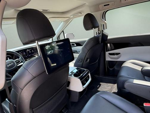2022 Kia Carnival SX Prestige