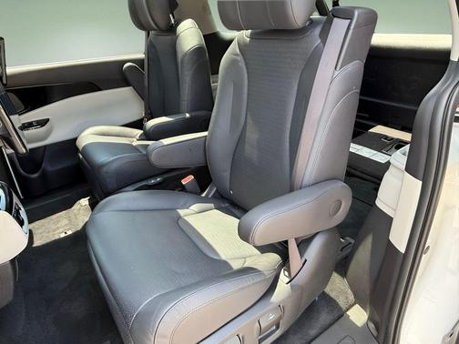 2022 Kia Carnival SX Prestige