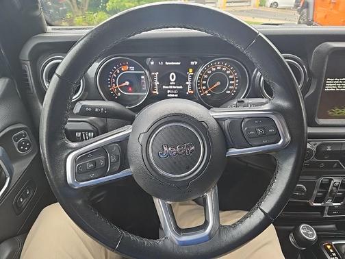 2021 Jeep Wrangler Unlimited Sahara Altitude