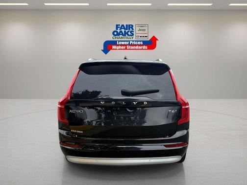 2022 Volvo XC90 T6 Momentum 6 Passenger