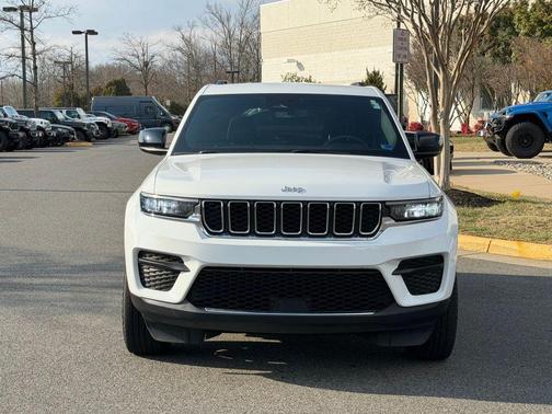 2024 Jeep Grand Cherokee Laredo