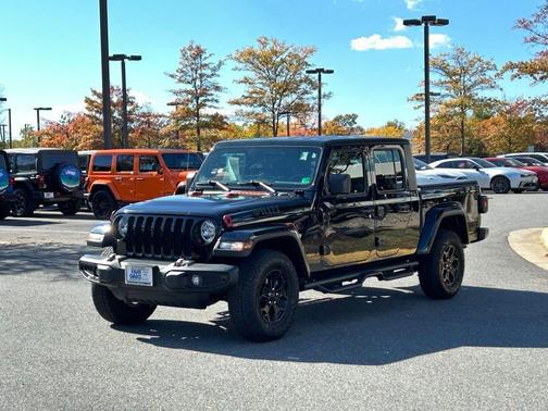 2021 Jeep Gladiator Sport