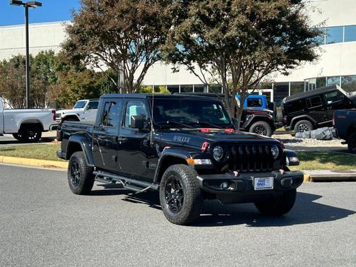 2021 Jeep Gladiator Sport