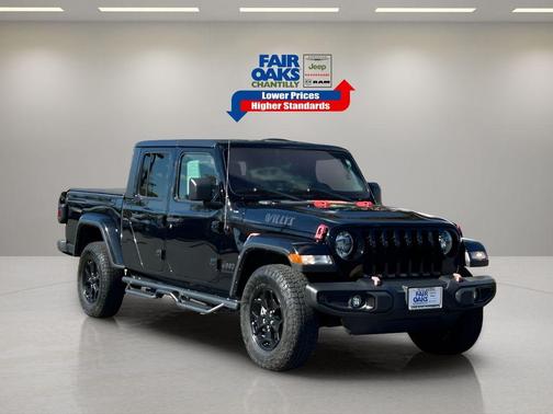 2021 Jeep Gladiator Sport