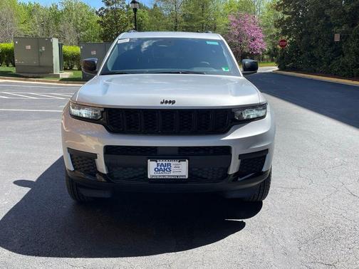 2025 Jeep Grand Cherokee L Laredo